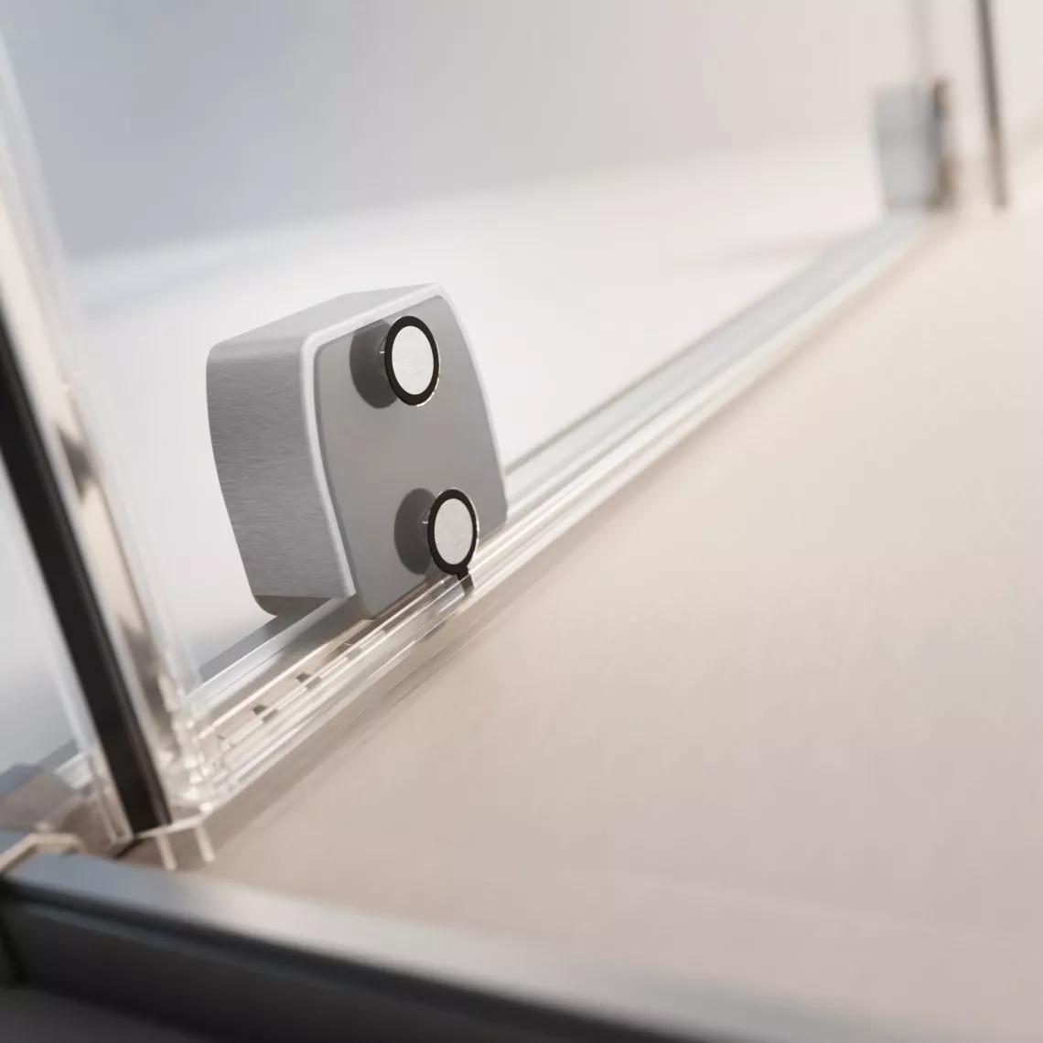 Furo Brushed Nickel - Zökkenőmentes görgőrendszer