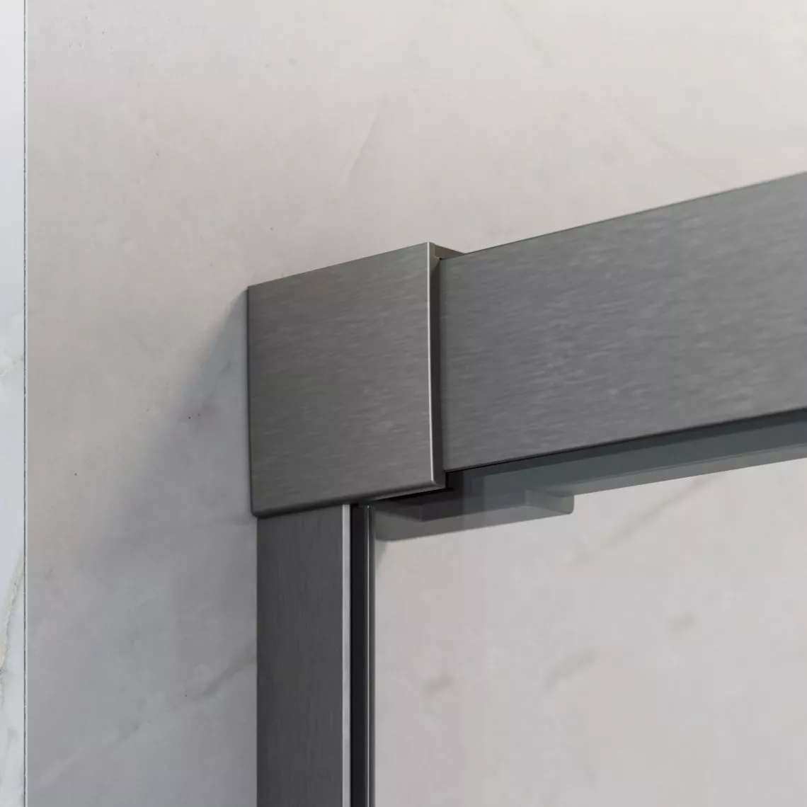Idea Brushed GunMetal – Az állítható takaróprofil lehetővé teszi a fal függőleges eltérésének kiigazítását